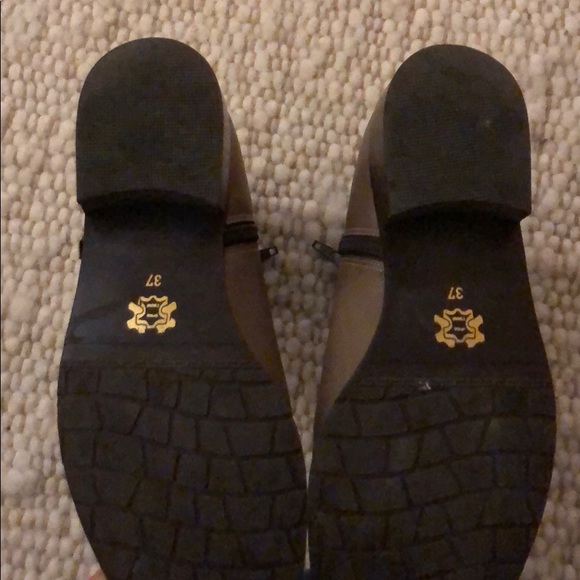 Leather and Suede Booties Great Condition - Picture 4 of 7